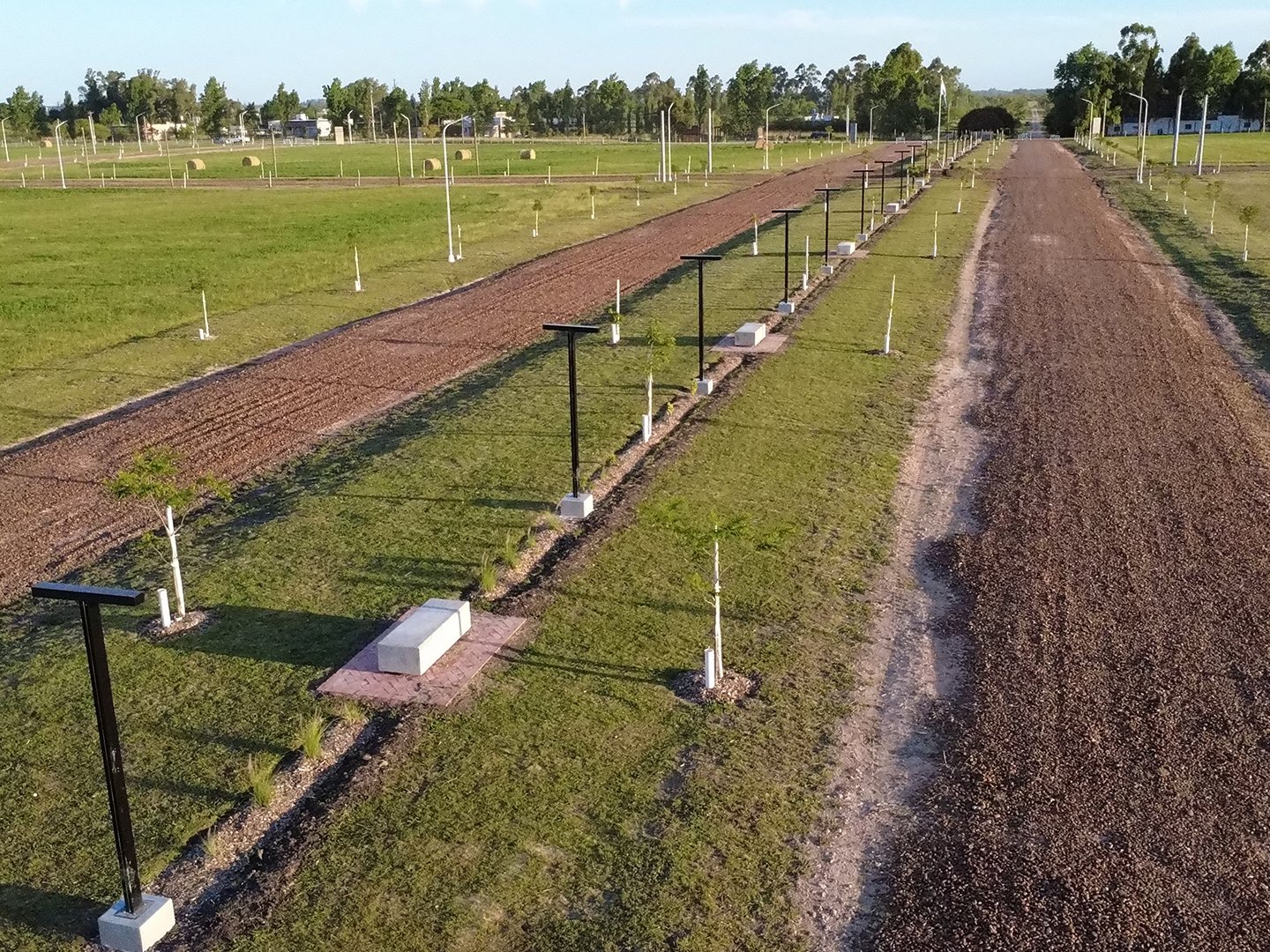 Servicios San Juan Segundo - Calles y forestación